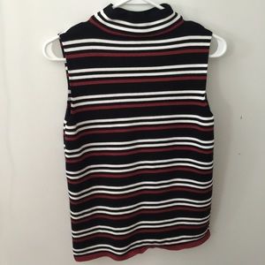 Sleeveless sweater striped